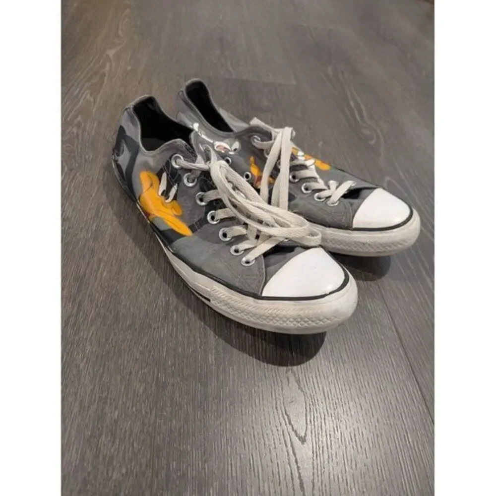 Converse Chuck Taylor All Star Lo Looney Tunes Daffy Bugs Sneakers M 8.5 W 10.5 - Picture 1 of 8